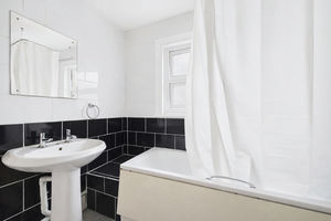 Photo 26- click for photo gallery